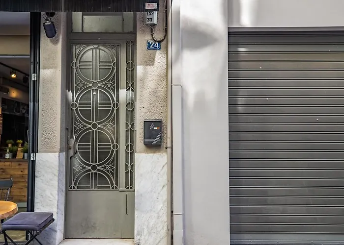 Supreme B2 Apartment In Syntagma